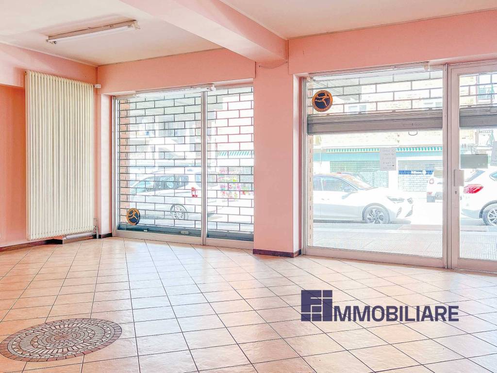 Immobile a Castelletto sopra ticino in Via 25 Aprile, 33 - Foto 4