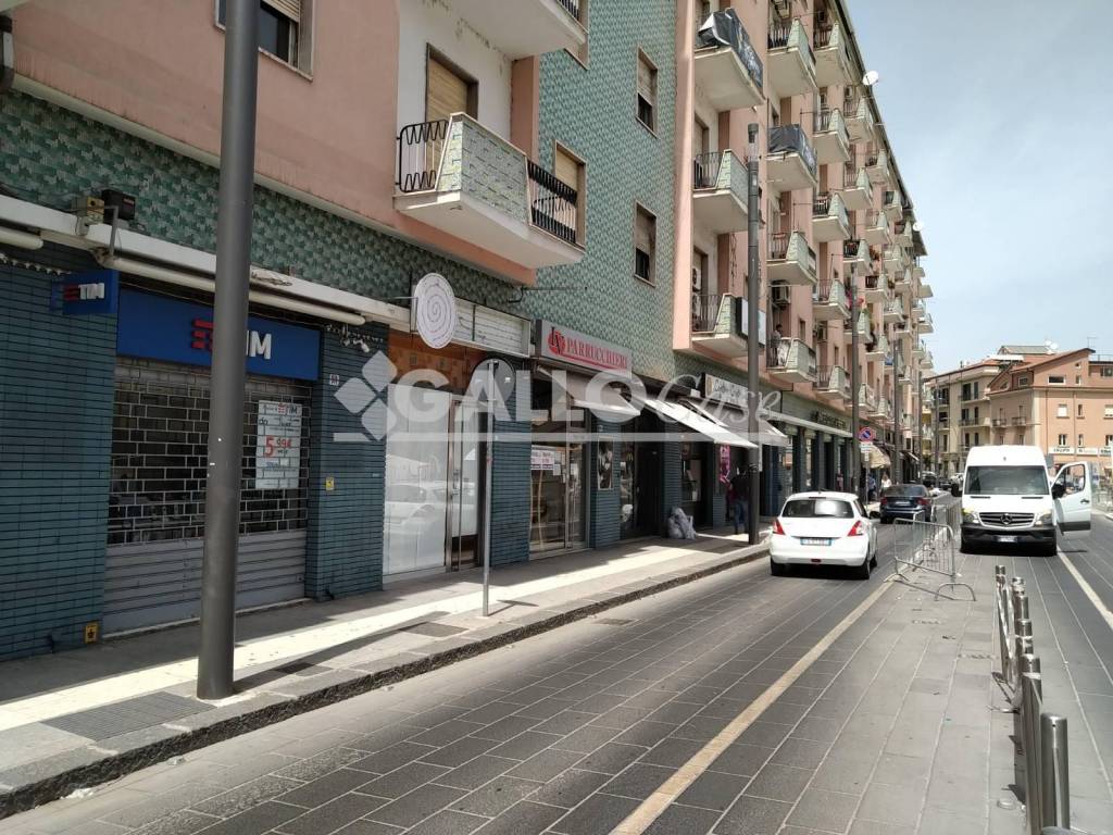 Immobile a Cosenza in Piazza Bilotti - Foto 2