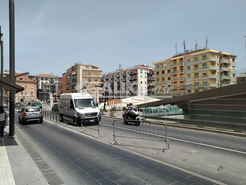 Immobile a Cosenza in Piazza Bilotti - Foto 3
