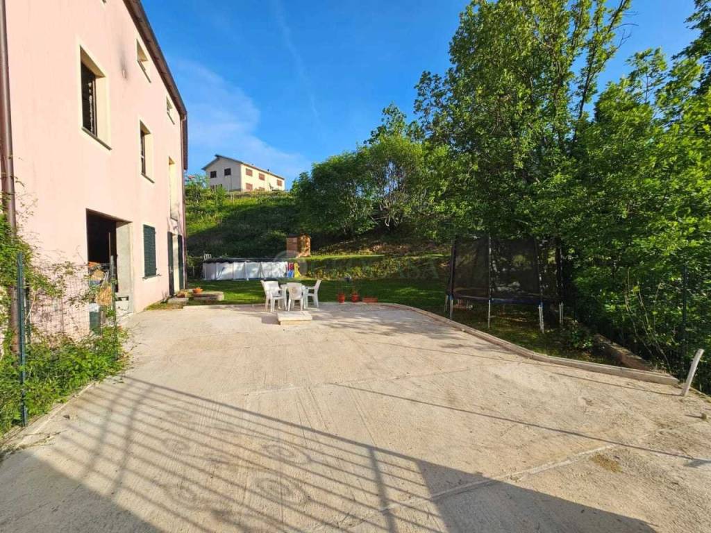 Casa indipendente a Beverino - Foto 3