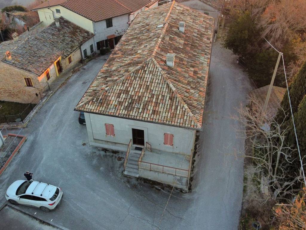 Villa a Montefelcino in Piazza Santa Barbara - Foto 4