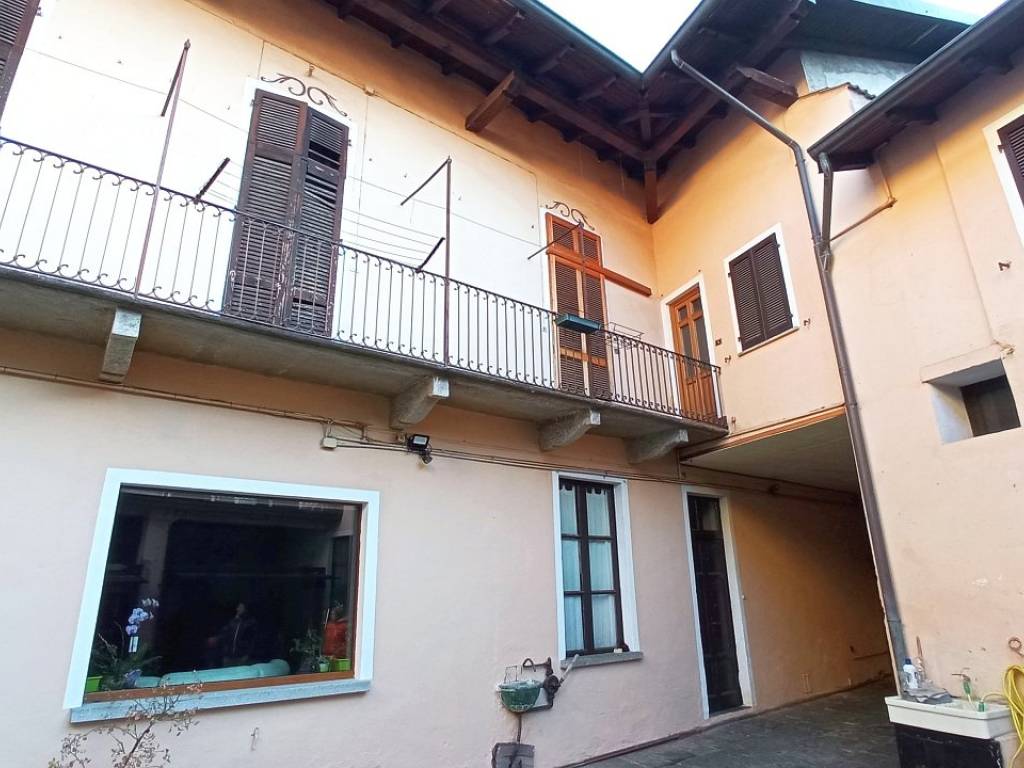 Immobile a Invorio in Piazza Vittorio Veneto, 31 - Foto 5