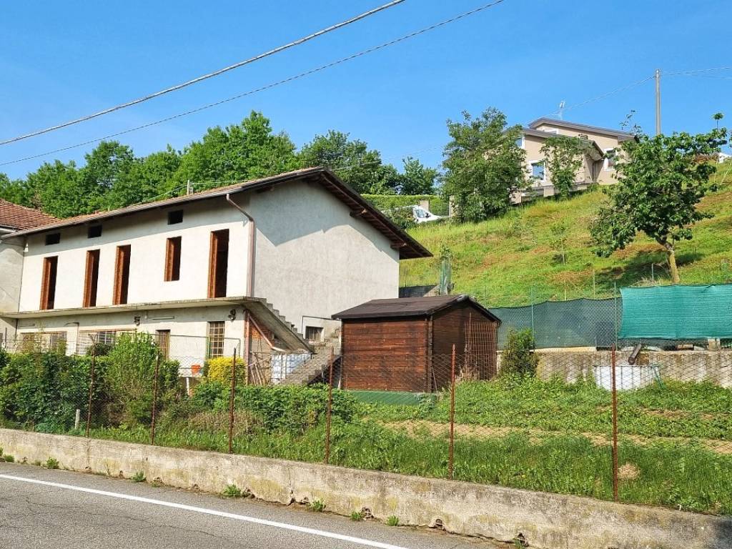 Casa indipendente a Gattinara in Via Castellazzo, 13 - Foto 3