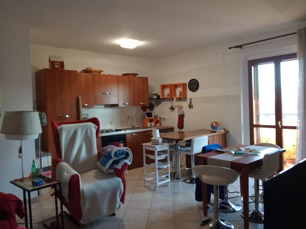 Appartamento a Bastia umbra in via giovanni amendola, 5 - Foto 2