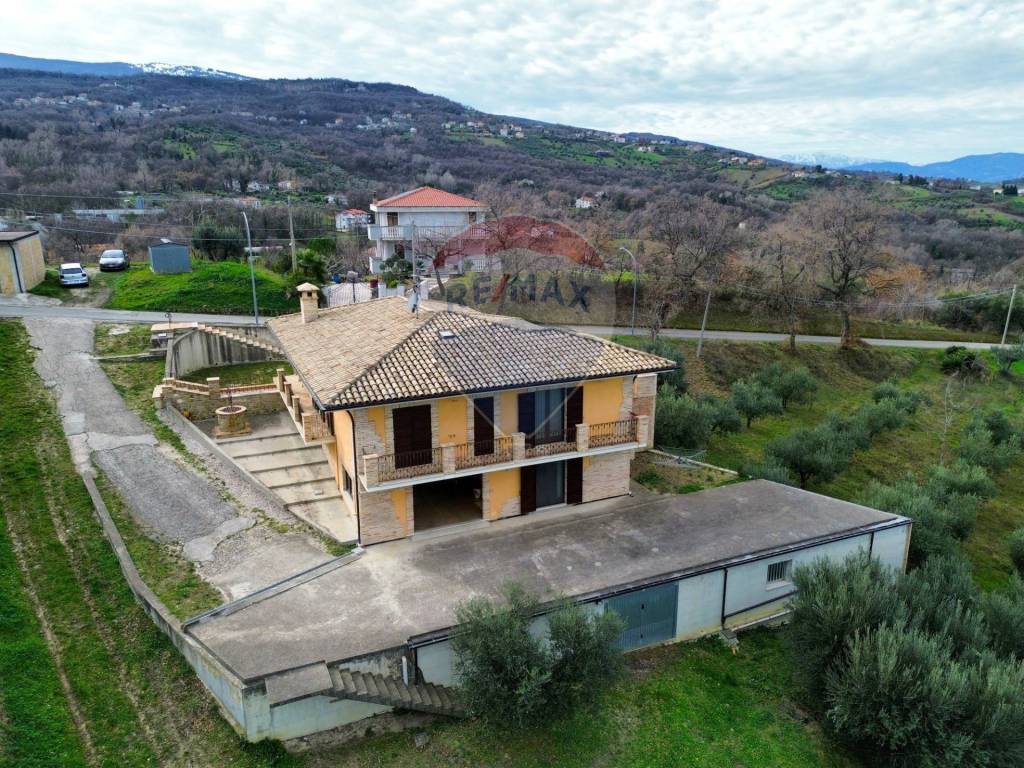 Casa indipendente a Roccamontepiano in Via Terranova, 57 - Foto 3