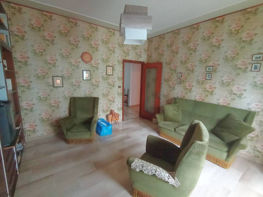Appartamento a Spotorno in Piazza Napoleone - Foto 3