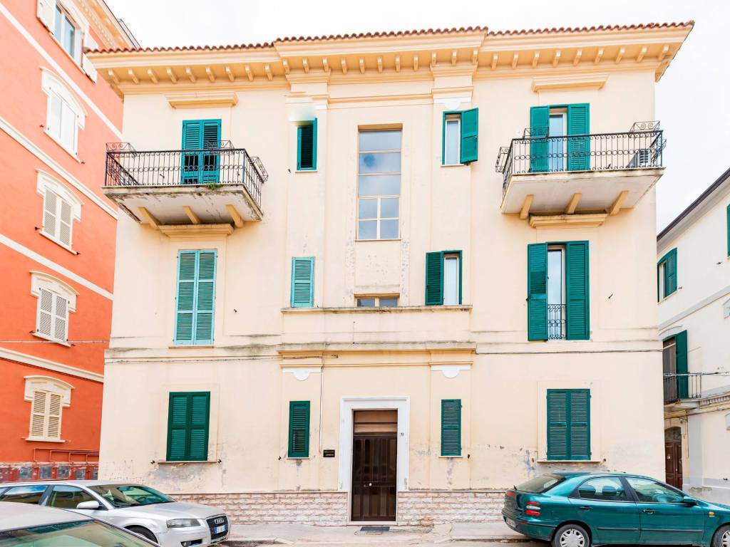 Appartamento a Chieti in Via Gaetani dell'Aquila d'Aragona, 3 - Foto 2