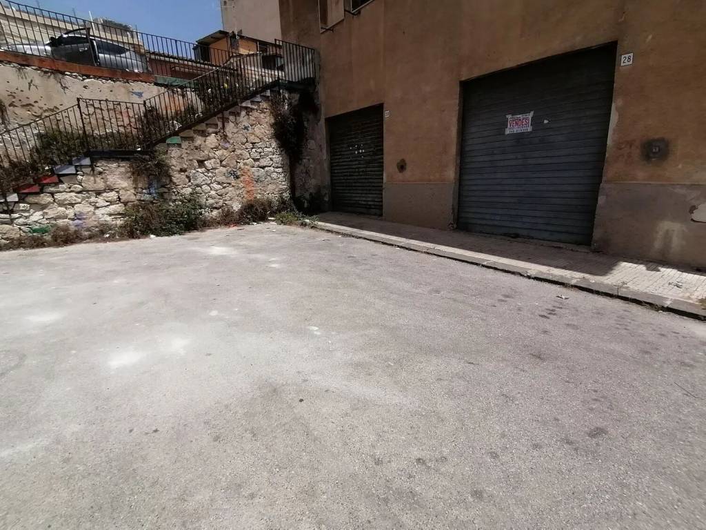 Box / garage a Siracusa in Via Premuda, 28 - Foto 2