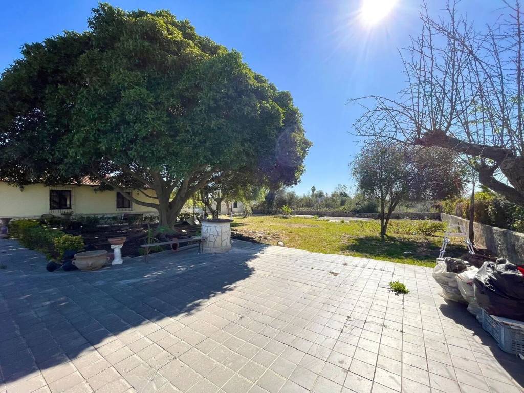 Villa a Siracusa in Via San Gabriele Dell'Addolorata - Foto 5
