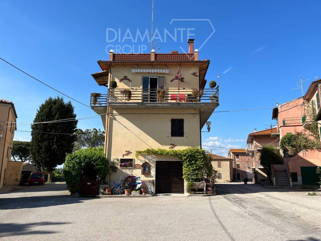 Casa indipendente a Castiglione del lago in Frattavecchi - Foto 3