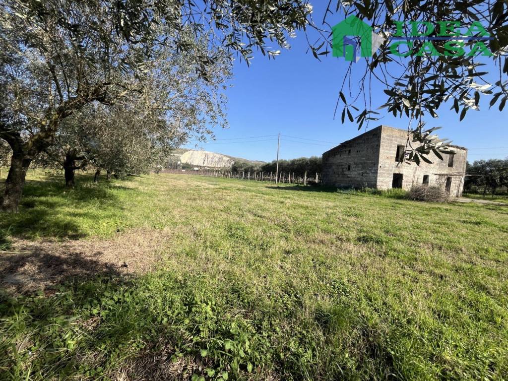 Rustico / casale a Vitulazio in Via Alessandro Manzoni - Foto 5