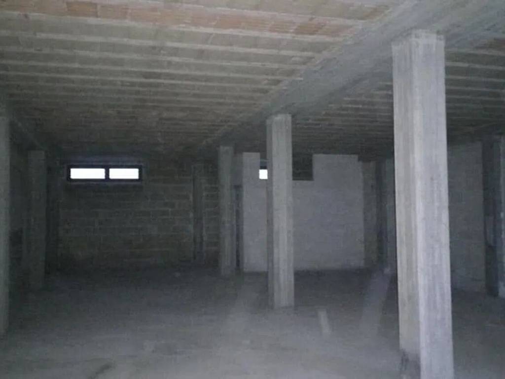 Box / garage a Salice salentino in Via A. Grandi, 5 - Foto 3