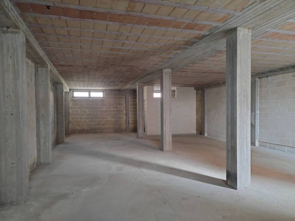 Box / garage a Salice salentino in Via A. Grandi, 5 - Foto 4