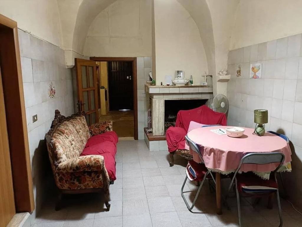 Villa a San donaci in Via Marconi, 24 - Foto 2