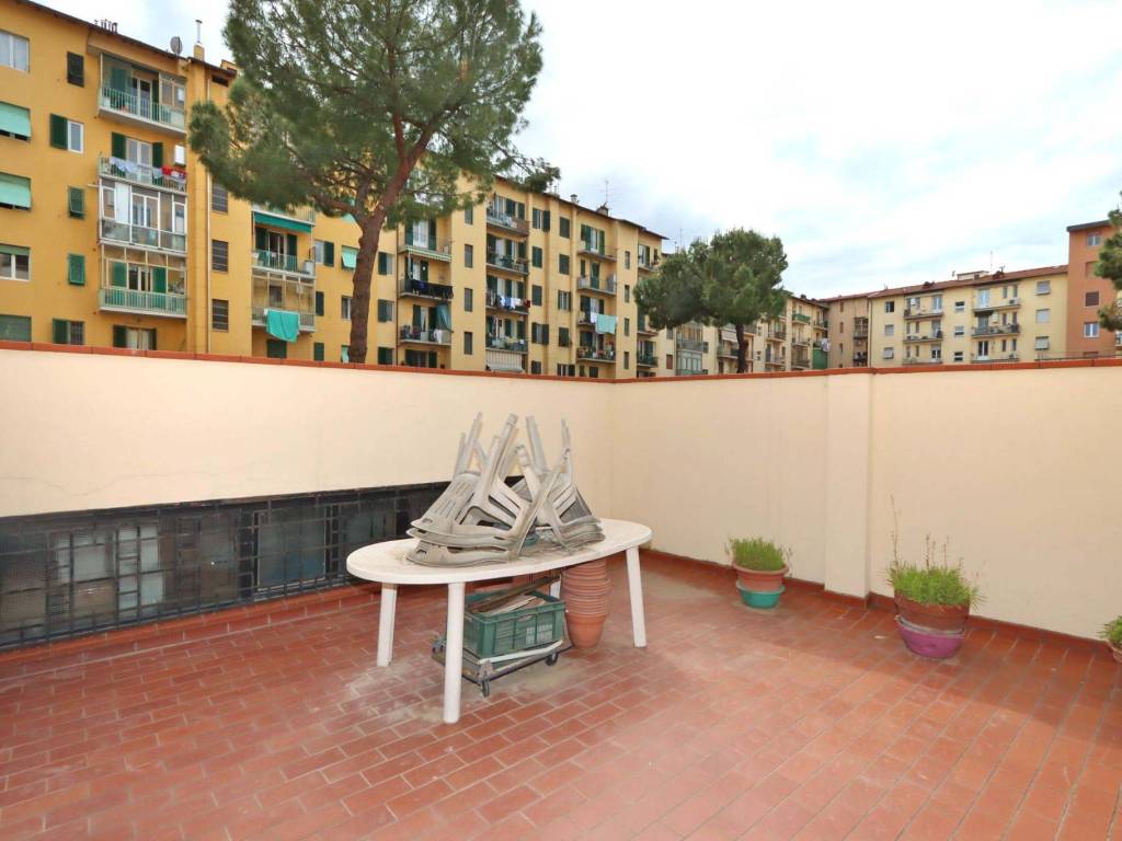 Appartamento a Firenze in Via Anton Francesco Doni - Foto 3