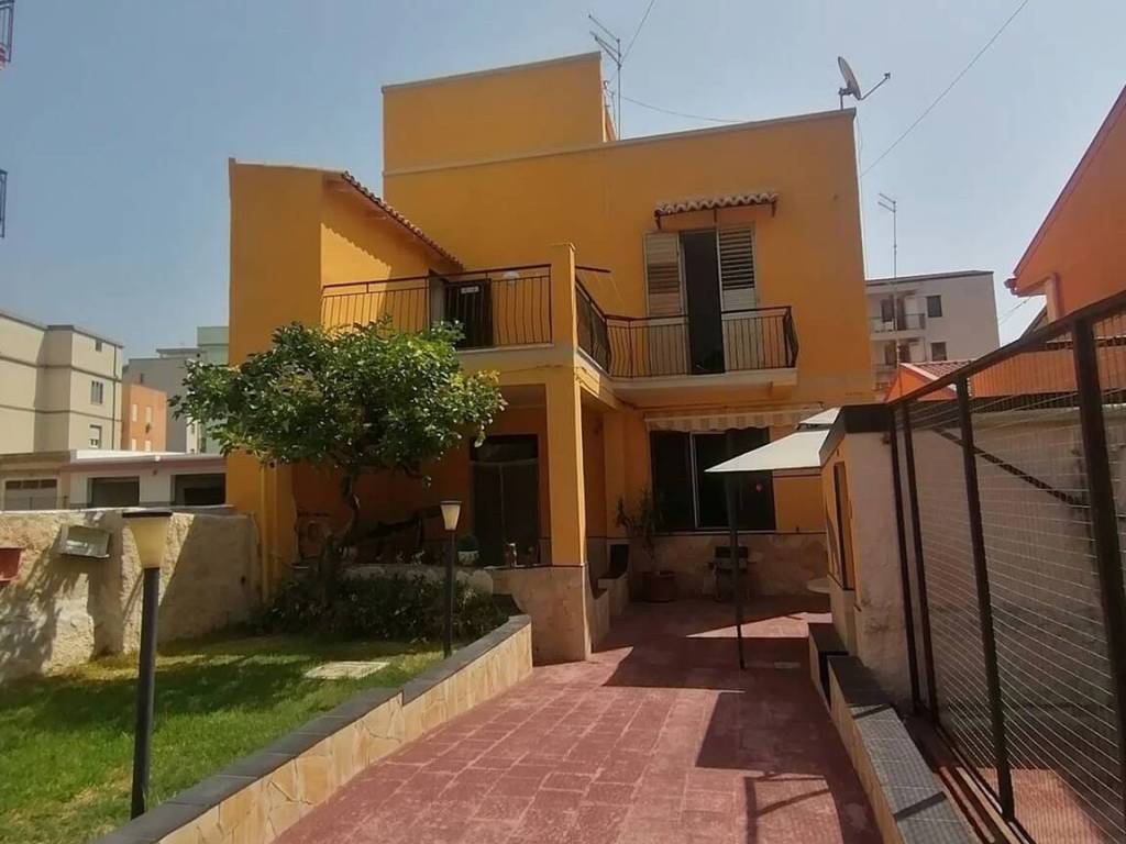 Villa a Siracusa in Via Grottasanta S.N.C. - Foto 5