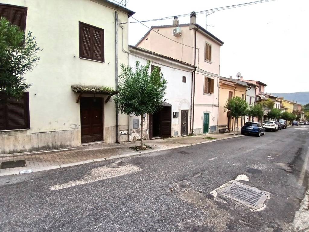 Appartamento a Scandriglia in Via Rieti - Foto 2