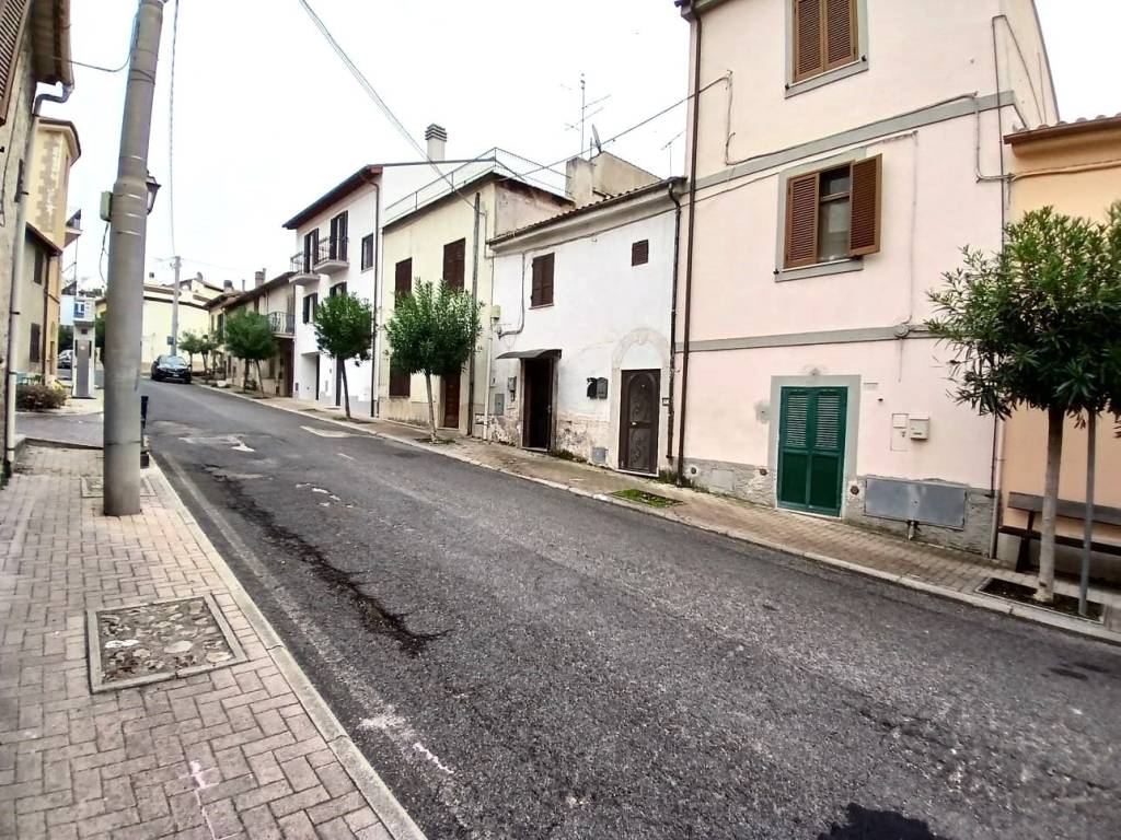 Appartamento a Scandriglia in Via Rieti - Foto 3