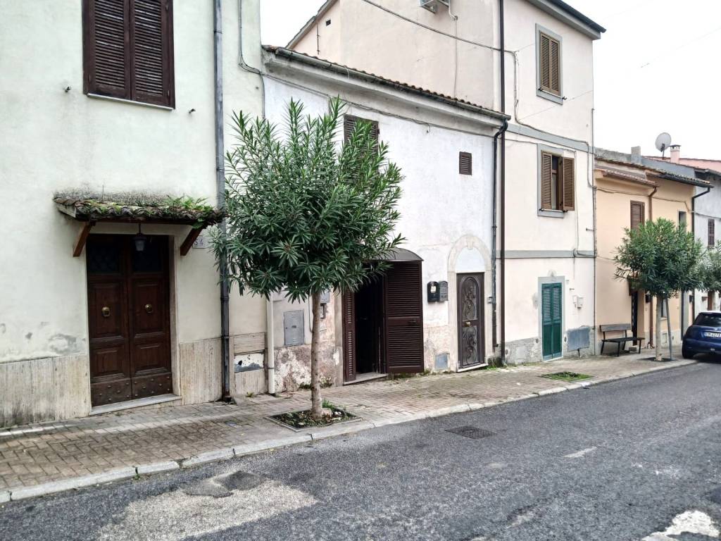 Appartamento a Scandriglia in Via Rieti - Foto 4