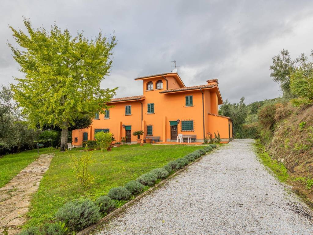 Rustico / casale a Montecatini-terme in Strada Provinciale Mammianese Marlianese - Foto 2