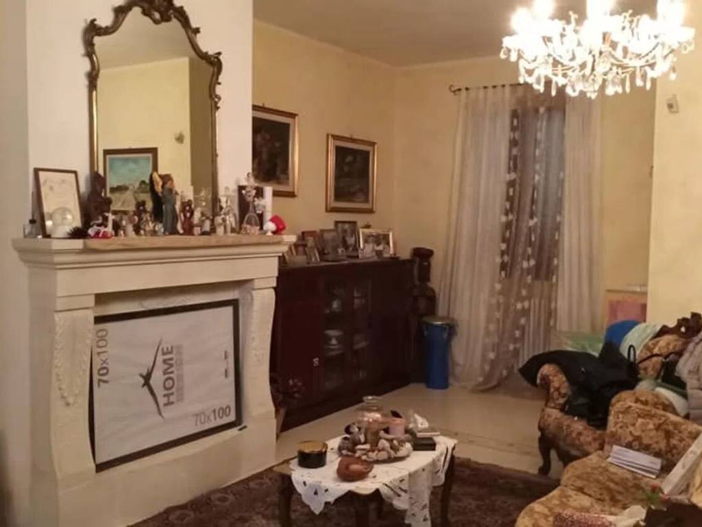 Villa a Lecce in Via Ruggero Leoncavallo, 11 - Foto 2