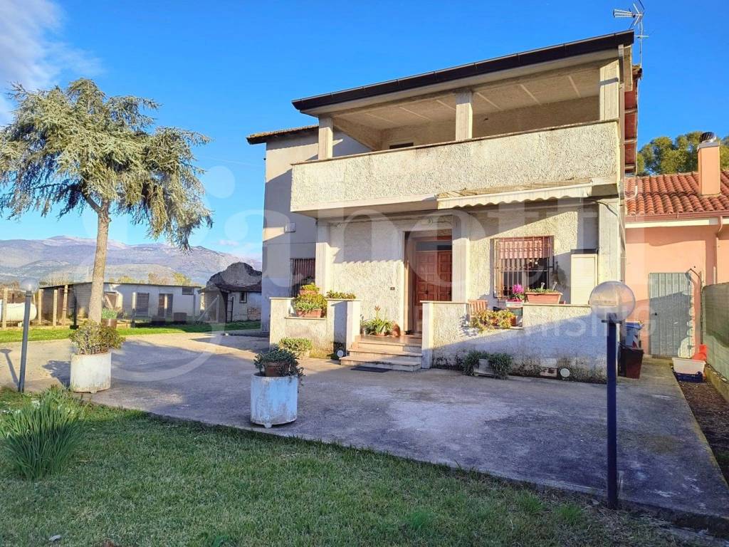Casa indipendente a Latina in Strada Piscinara Sinistra, 3 - Foto 2