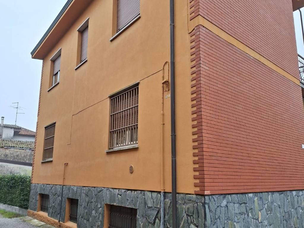 Casa indipendente a Casalpusterlengo in Vicolo Granata, 10 - Foto 3