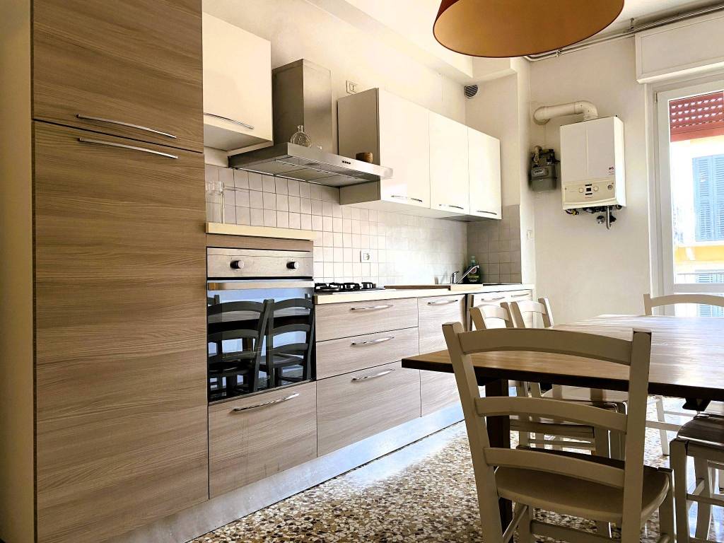 Appartamento a Verona in Via San Nazaro - Foto 2