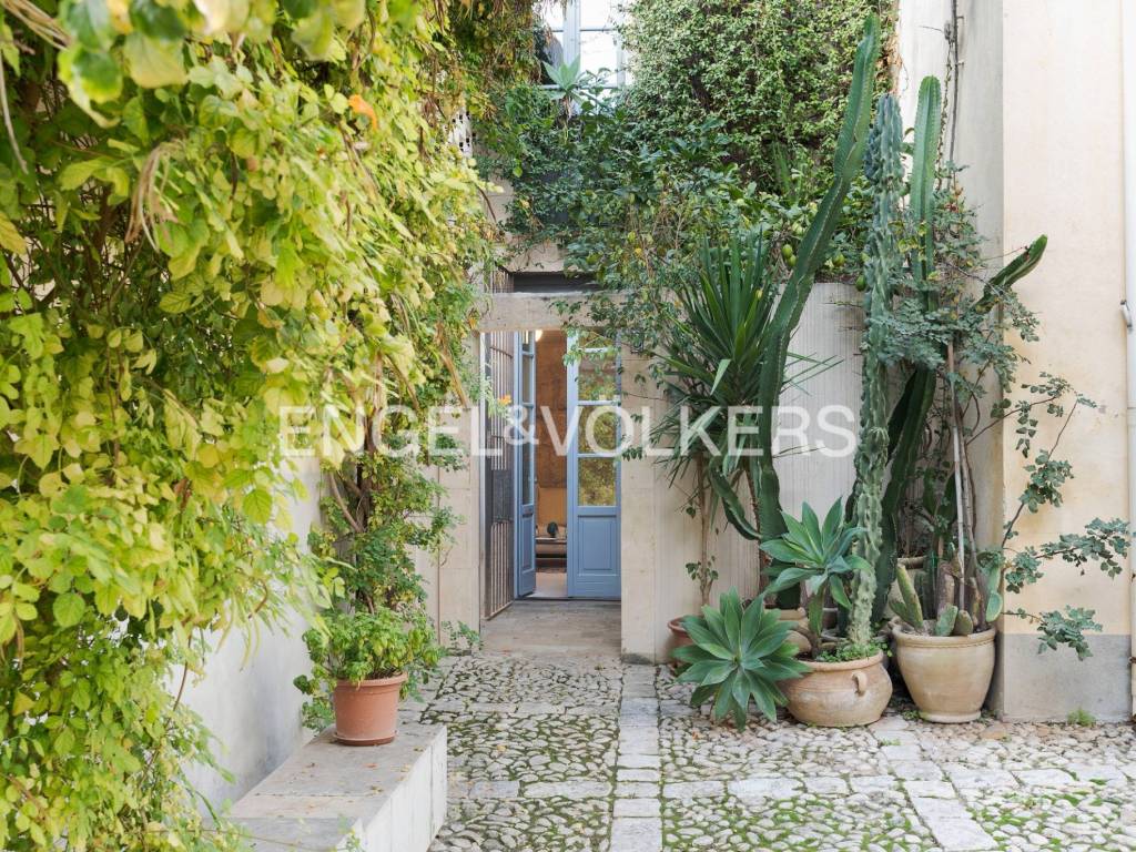 Casa indipendente a Noto in Vico Nicolò Longo - Foto 3