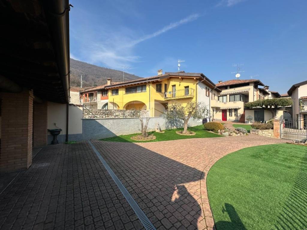 Appartamento a Corte franca in Via castello, 21 - Foto 3