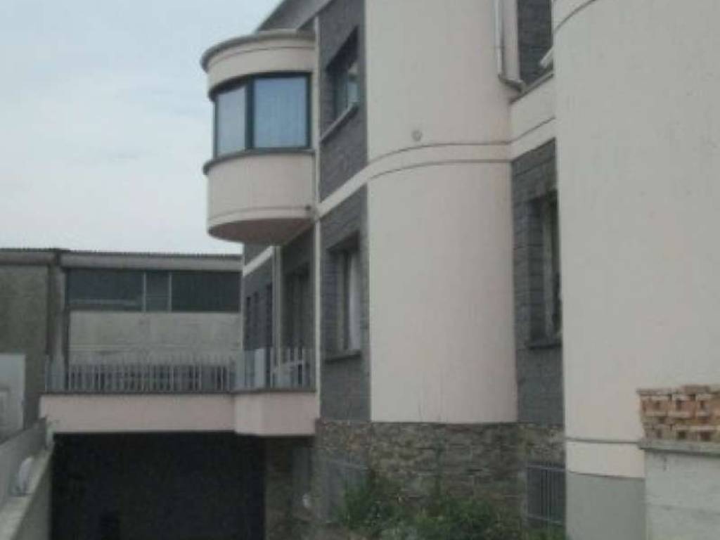 Immobile a Isso in via Via Cascina Secchi 227-229 - Foto 5