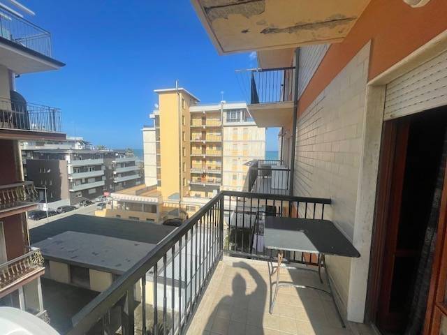 Appartamento a San benedetto del tronto in Viale Rinascimento - Foto 2