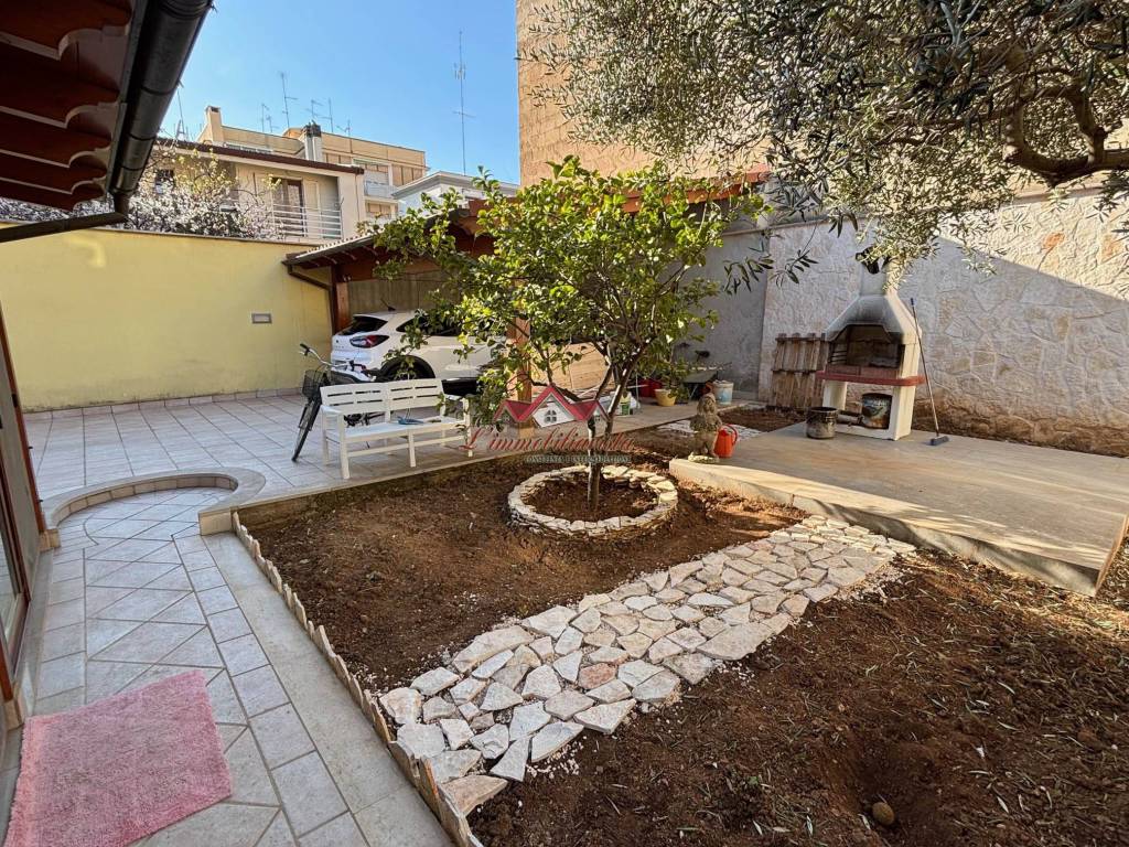 Appartamento a Casamassima in Viale della Libertà - Foto 2