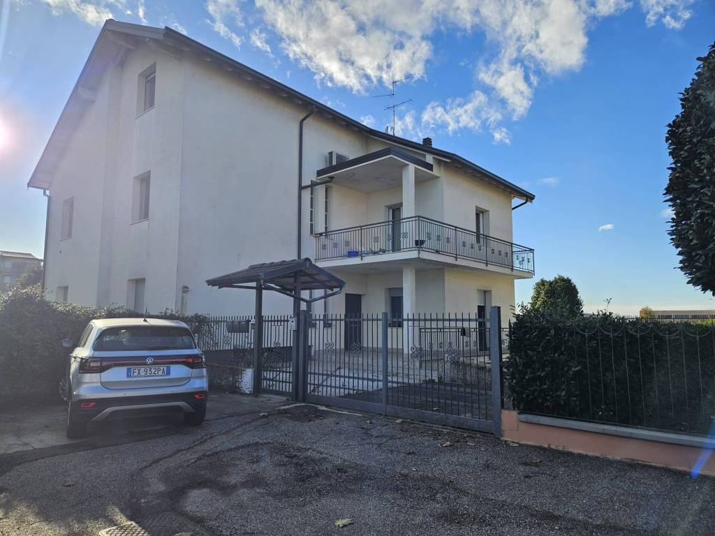 Attico / mansarda a Casorate primo in Via Fratelli Cervi, 22 - Foto 3