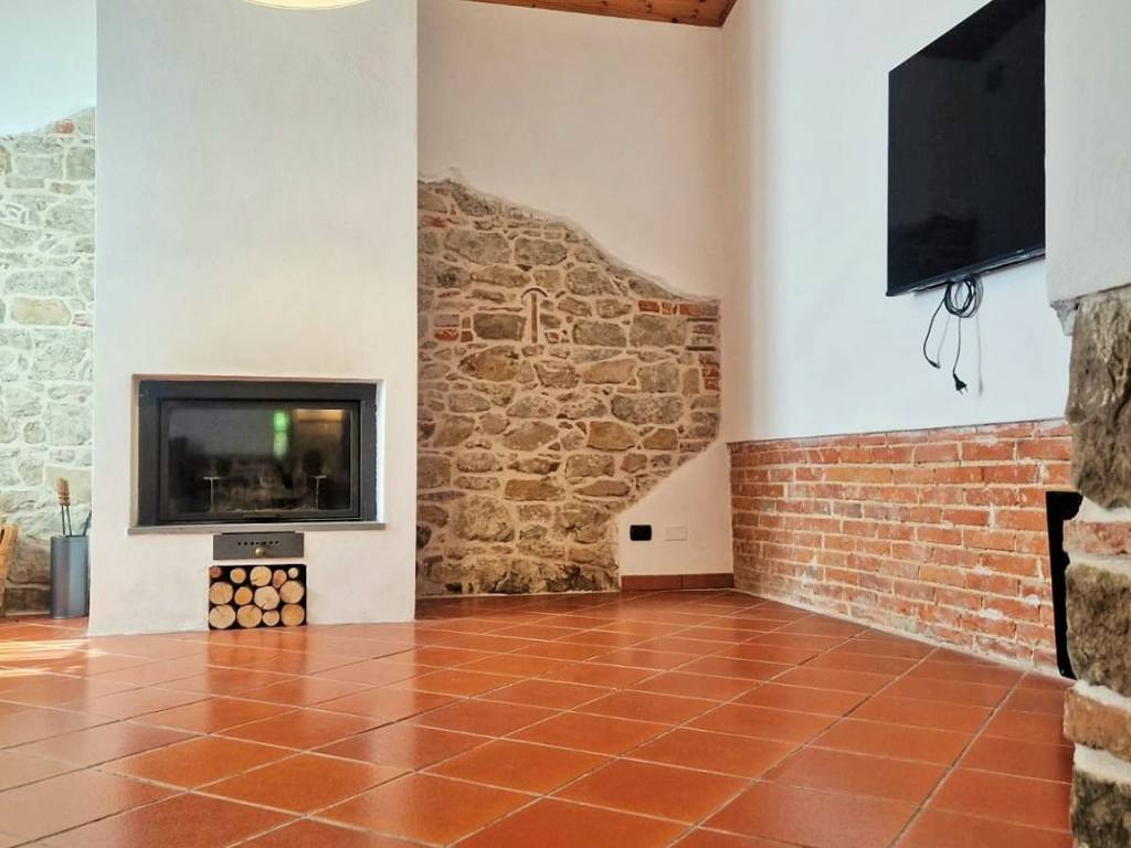 Rustico / casale a Serravalle pistoiese in Via Castellina, 134 - Foto 2
