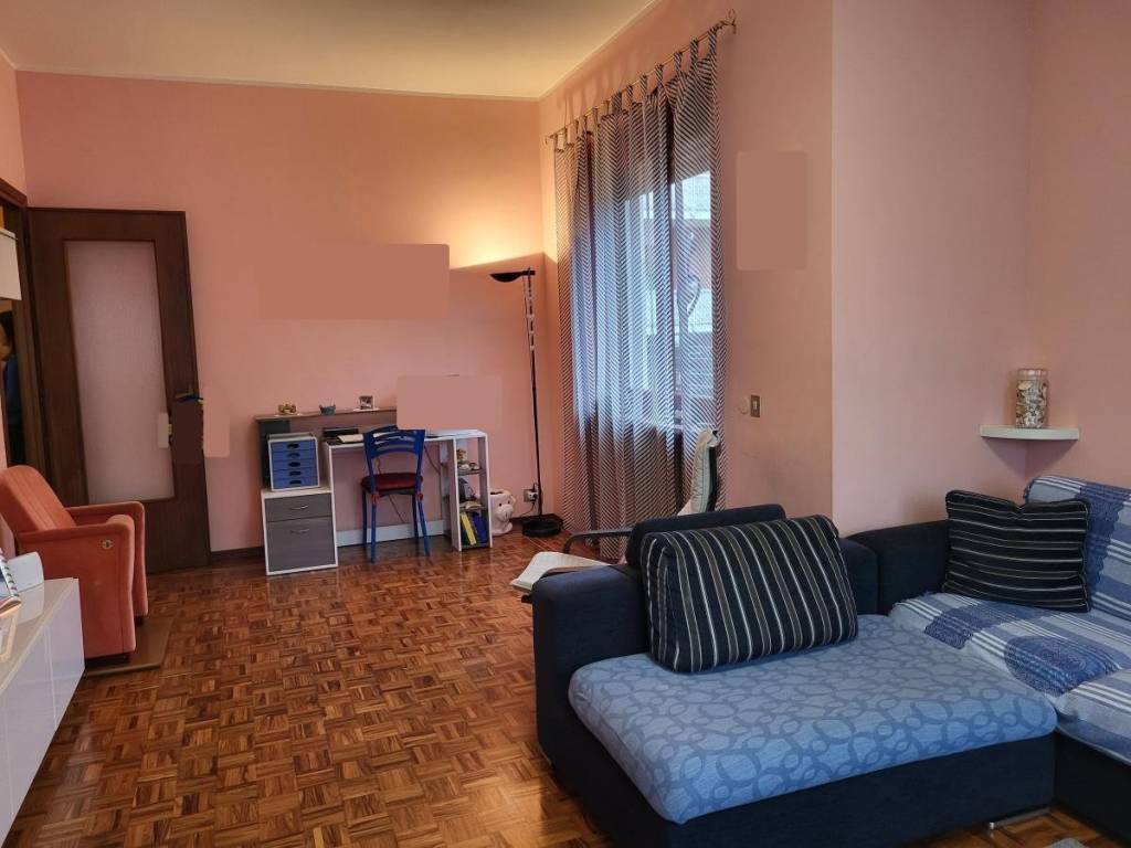 Appartamento a Bra in Via Monte Pasubio - Foto 5
