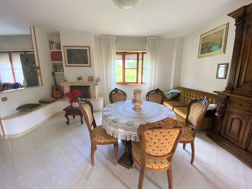 Appartamento a Paciano in Via di Casina Nova - Foto 2