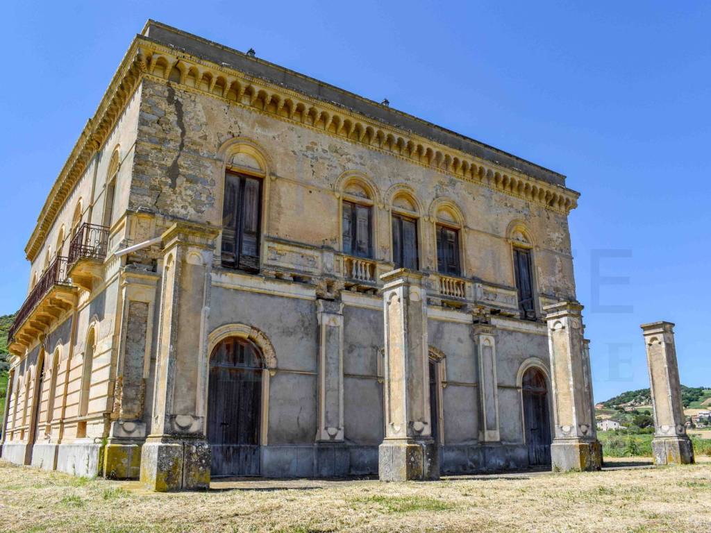 Villa a Nicosia in Via San Giovanni - Foto 3