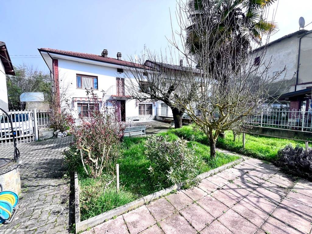 Casa indipendente a Rocca d'arazzo in Via 20 Settembre, 15 - Foto 2
