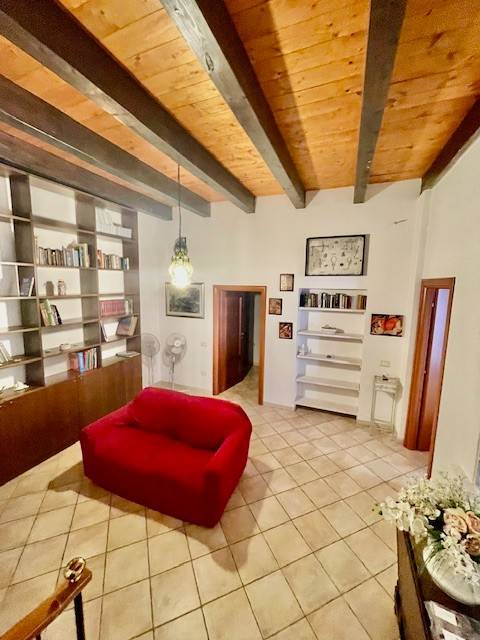 Appartamento a Cagliari in Via Napoli - Foto 2