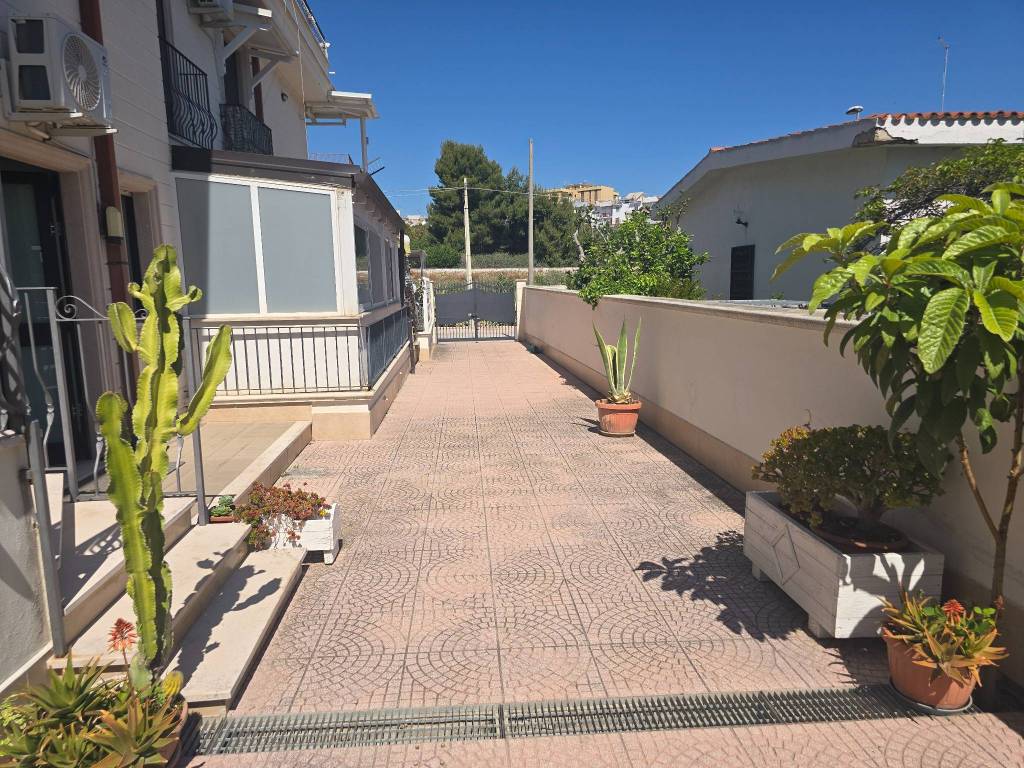 Appartamento a Manfredonia in Viale Demetrio - Foto 2