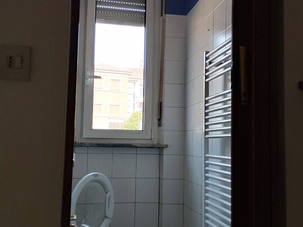 Appartamento a Asti in via duca degli abruzzi, 9 - Foto 3