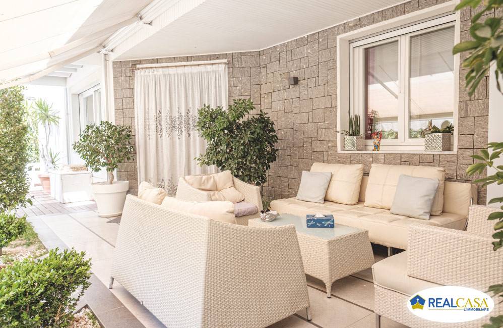 Villa a Soverato in Via San Giovanni Bosco, 109 - Foto 3