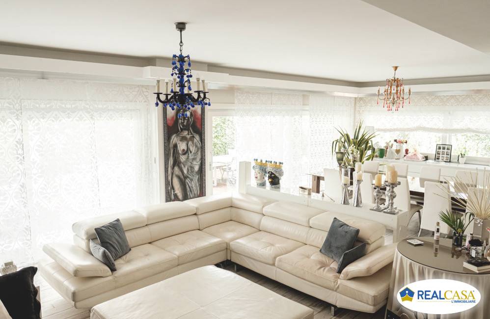 Villa a Soverato in Via San Giovanni Bosco, 109 - Foto 4