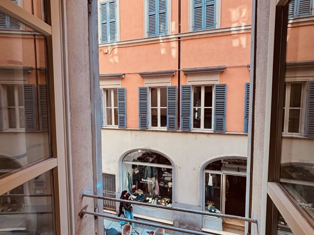 Appartamento a Parma in Strada Luigi Carlo Farini, 4 - Foto 2