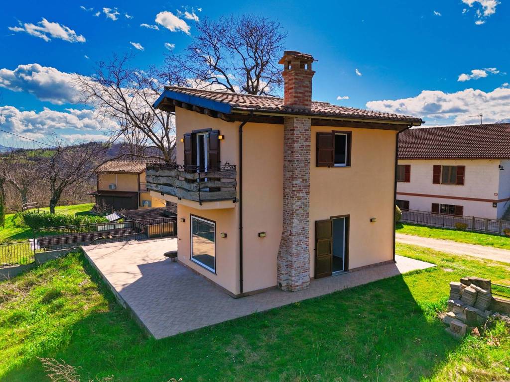 Villa a Sarnano in Contrada Vecciola, 119 - Foto 2