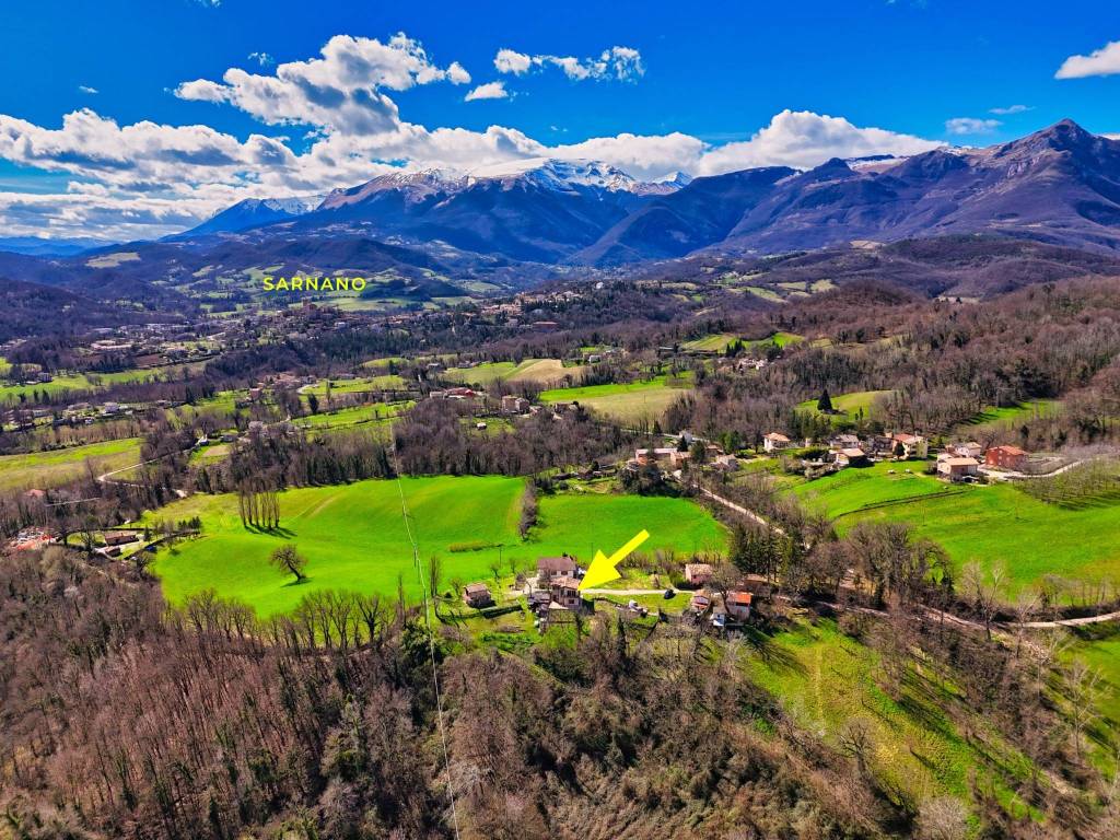 Villa a Sarnano in Contrada Vecciola, 119 - Foto 3
