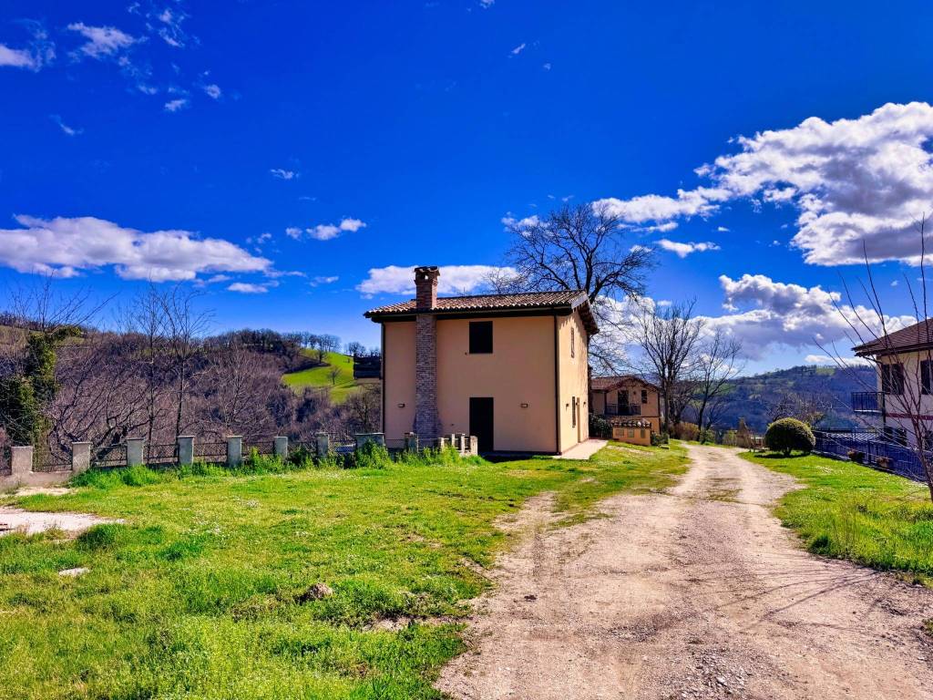 Villa a Sarnano in Contrada Vecciola, 119 - Foto 5