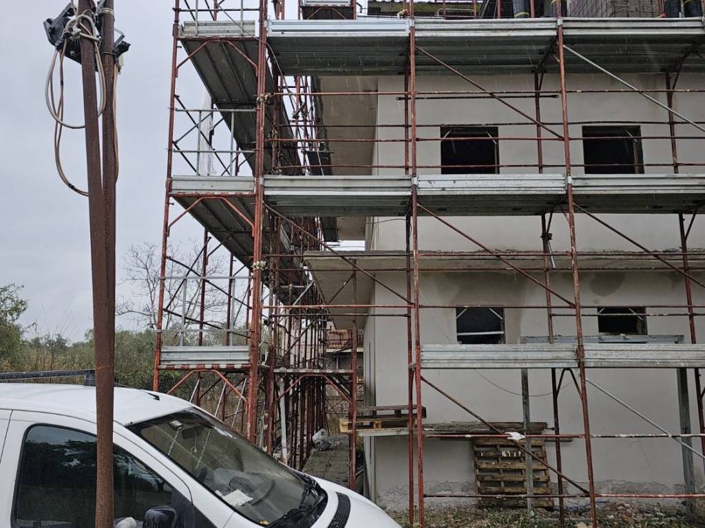 Villa a Aprilia in Via di fossignano - Foto 3