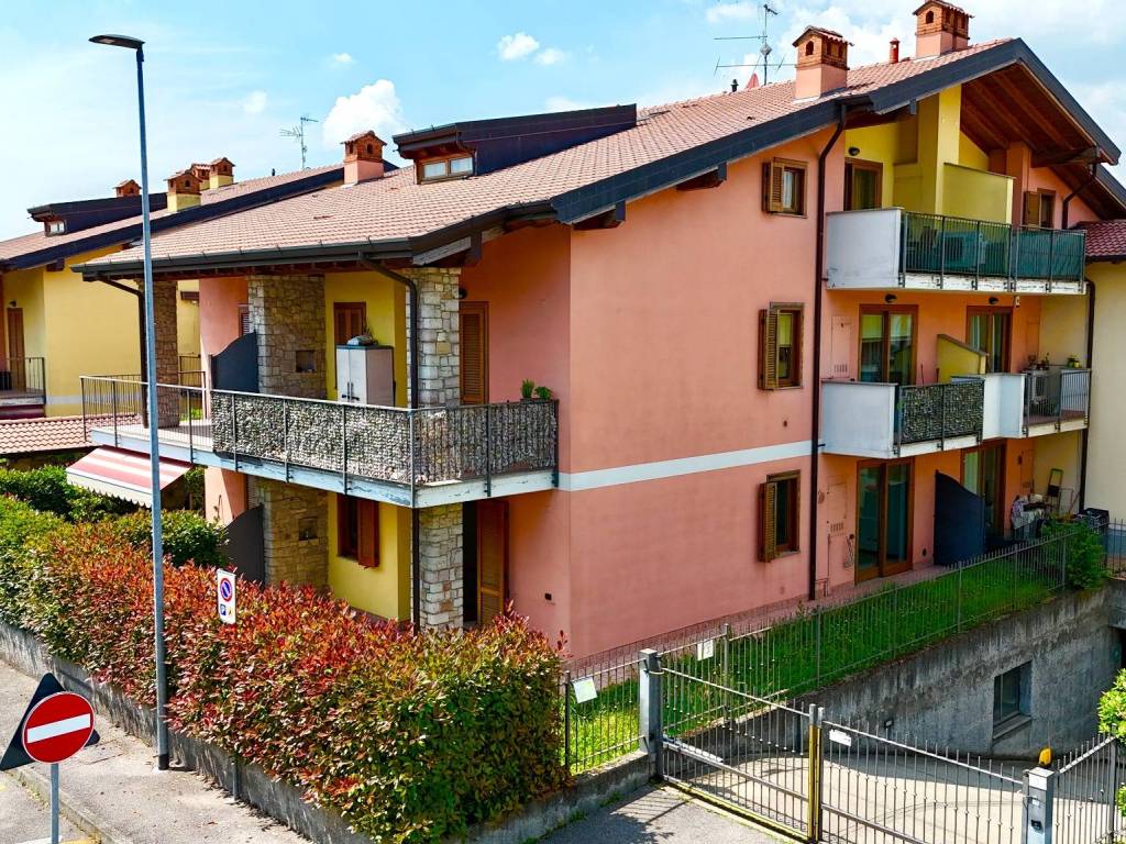 Appartamento a Adro in Via Monte Alto - Foto 2